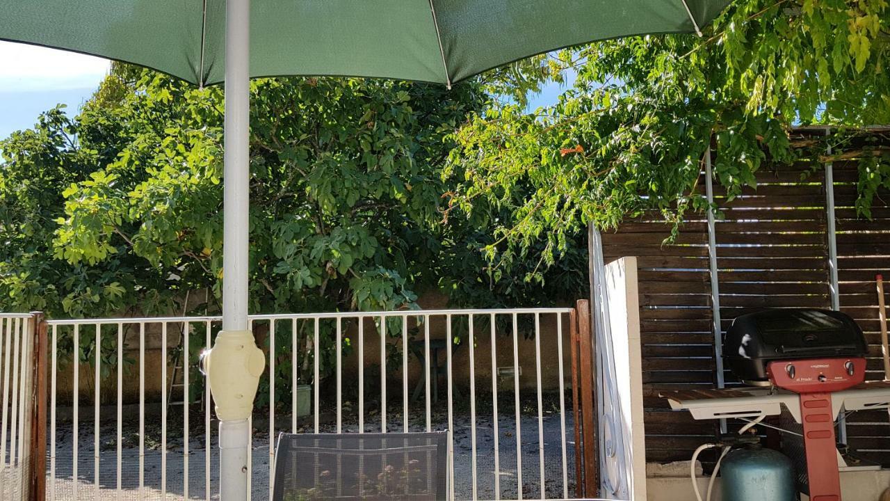 Gite Mercues Mercuès Exterior foto